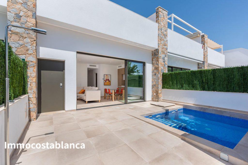 4 room villa in Pilar de la Horadada, 90 m², 270,000 €, photo 1, listing 24164016