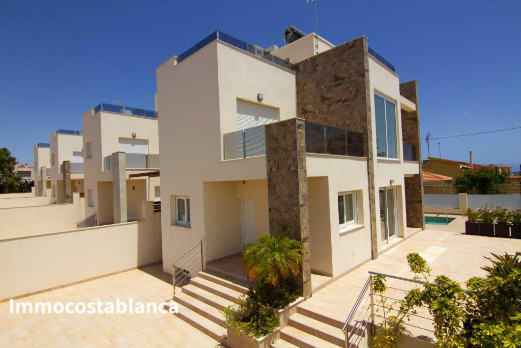 4 room villa in Torrevieja, 238 m², 590,000 €, photo 4, listing 50724016