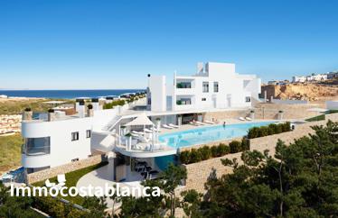 Detached house in Arenals del Sol, 151 m²