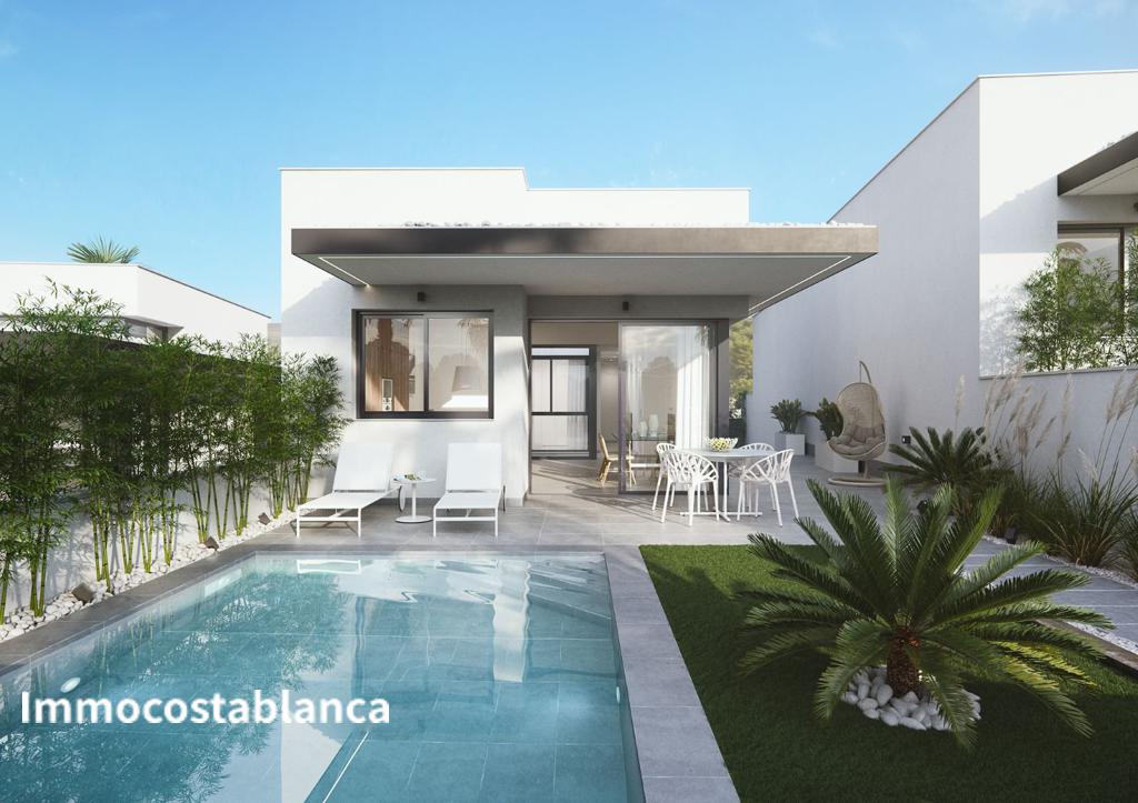 Villa in San Miguel de Salinas, 420,000 €, photo 1, listing 25065448