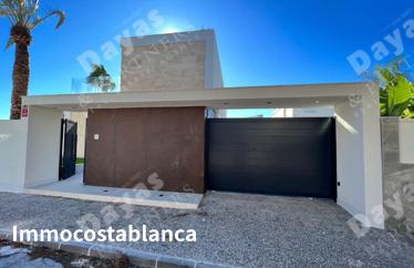 Detached house in Dehesa de Campoamor, 357 m²