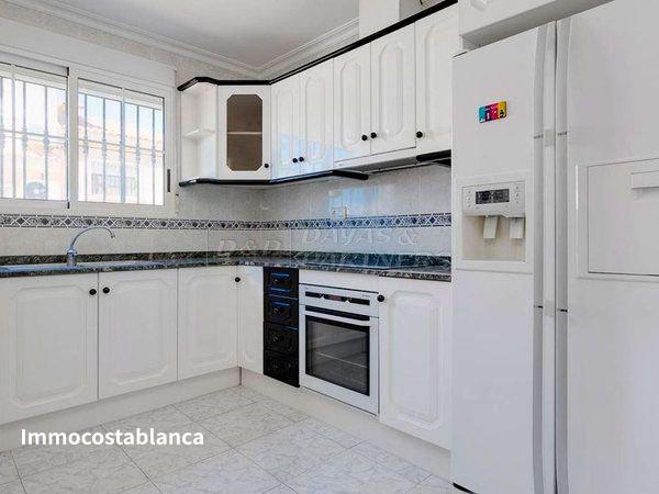 Townhome in Torrevieja, 170 m², 350,000 €, photo 2, listing 13737136