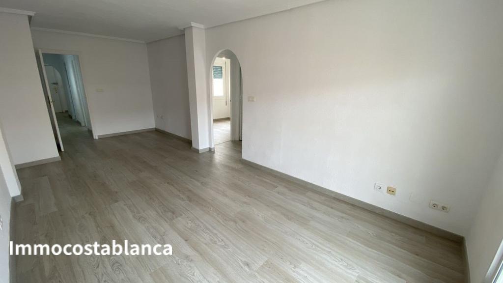 Apartment in Torrevieja, 89 m², 115,000 €, photo 7, listing 13564016