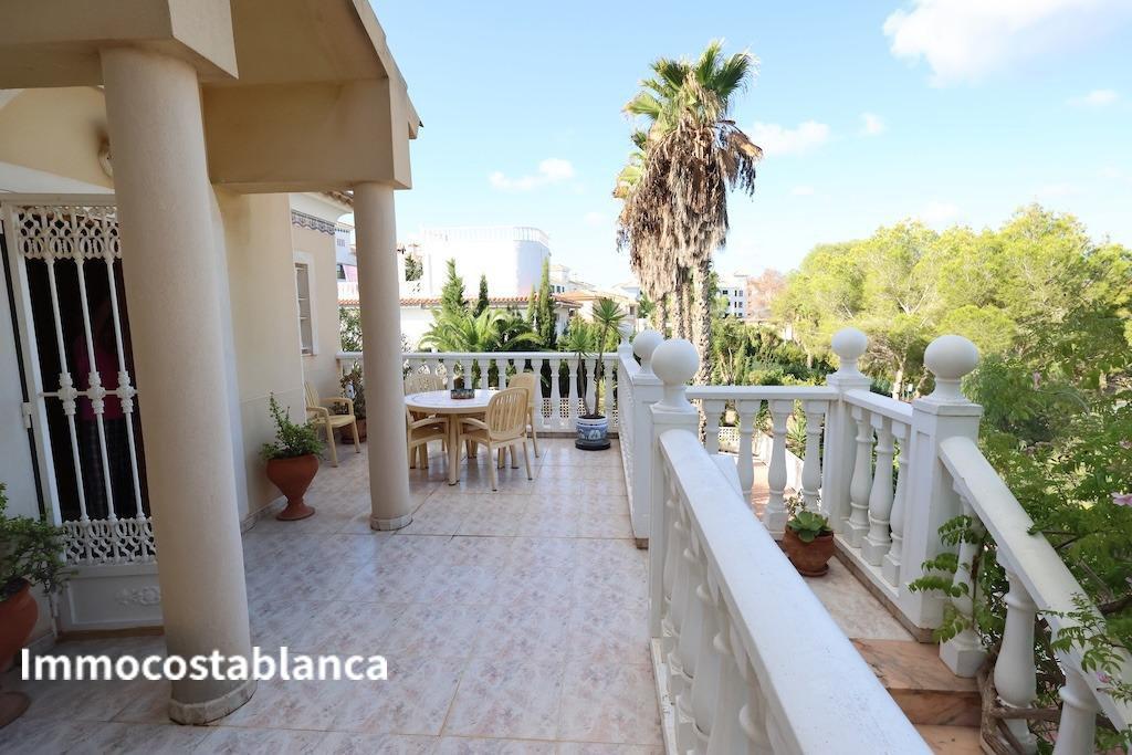Villa in Orihuela Costa, 308 m², 850,000 €, photo 2, listing 12697216