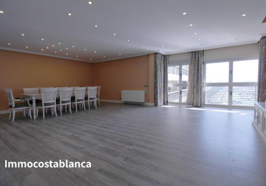 Apartment in Alicante, 188 m², 690,000 €, photo 3, listing 7137856