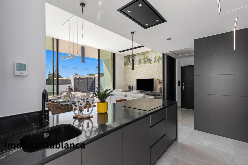 Villa in Torrevieja, 120 m², 700,000 €, photo 2, listing 16367536