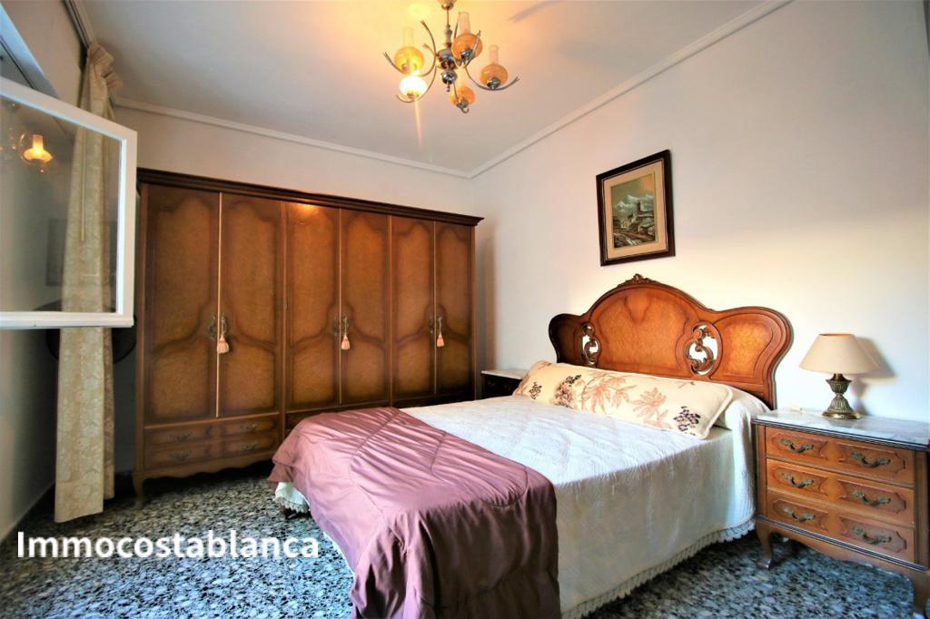 4 room apartment in Alicante, 120 m², 160,000 €, photo 6, listing 27108648