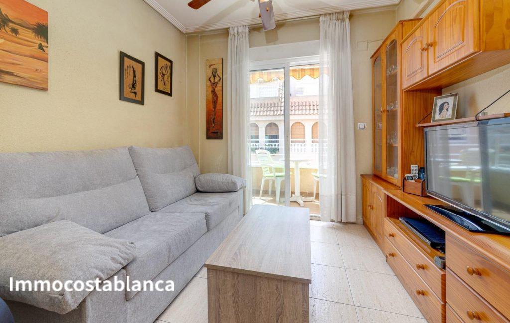 3 room apartment in Torrevieja, 83 m², 110,000 €, photo 1, listing 13934576