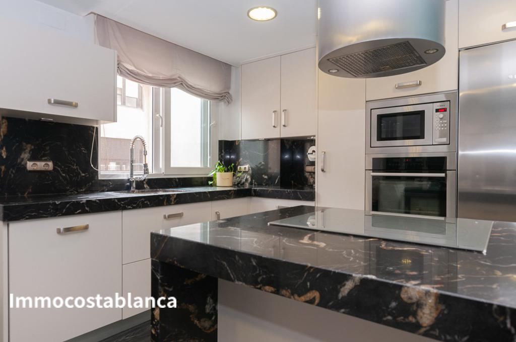 Apartment in Torrevieja, 117 m², 210,000 €, photo 7, listing 20441448