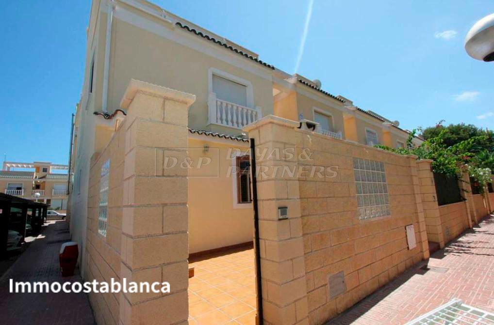 Townhome in Torrevieja, 157 m², 189,000 €, photo 4, listing 33775456