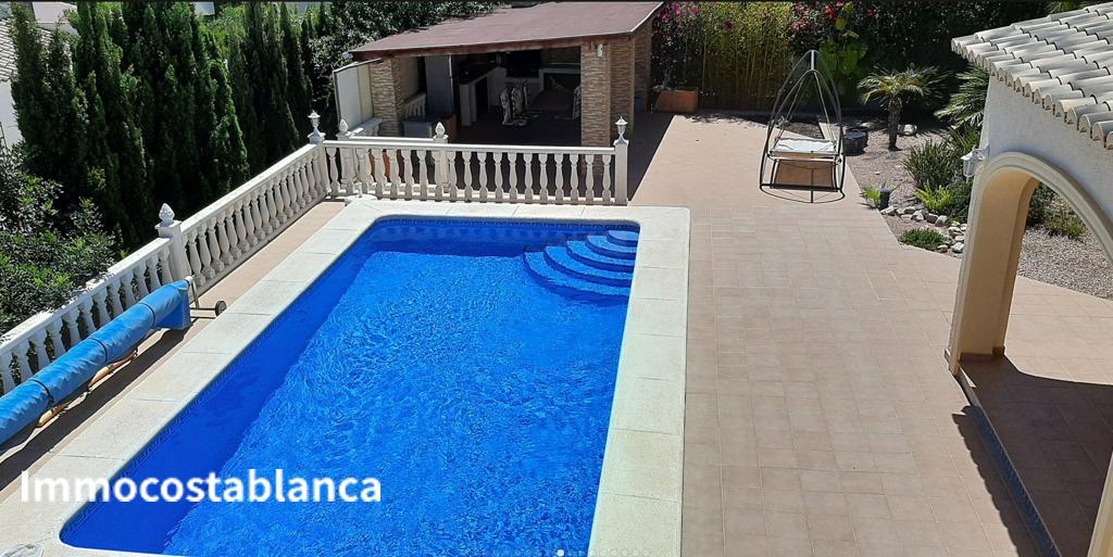 Detached house in Calpe, 250 m², 550,000 €, photo 1, listing 12823216