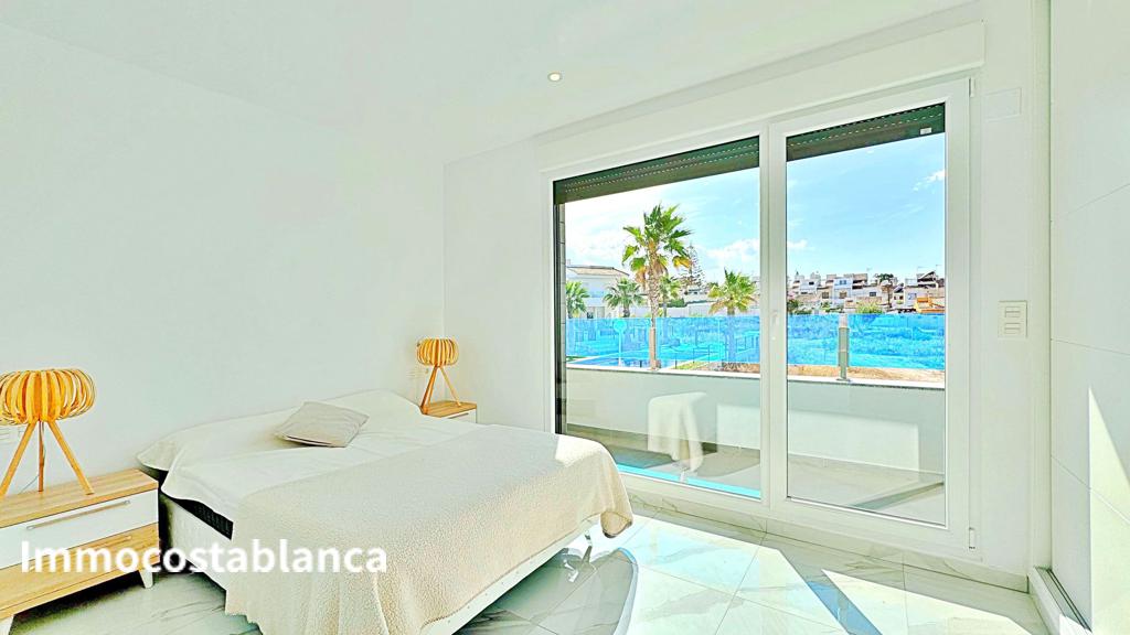 Apartment in Torrevieja, 113 m², 326,000 €, photo 1, listing 34927536