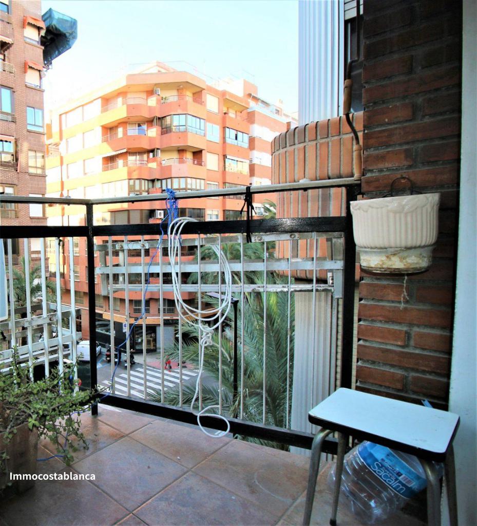 4 room apartment in Alicante, 120 m², 160,000 €, photo 9, listing 27108648