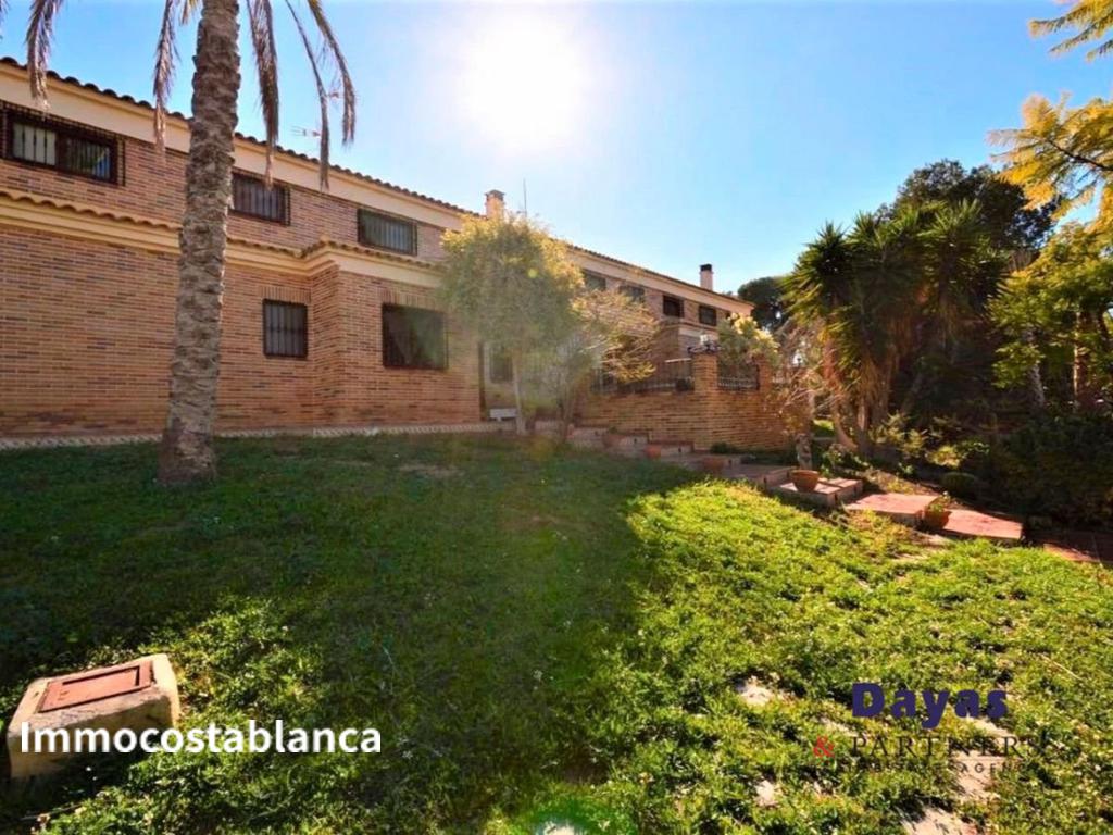 Villa in Torrevieja, 400 m², 895,000 €, photo 7, listing 56140016