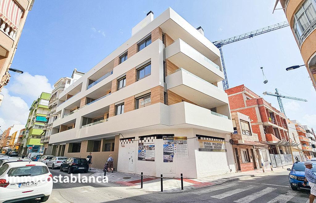 Apartment in Torrevieja, 63 m², 255,000 €, photo 1, listing 73604416