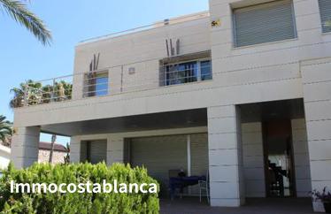 Villa in Orihuela Costa