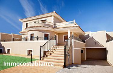 4 room villa in Torrevieja, 335 m²