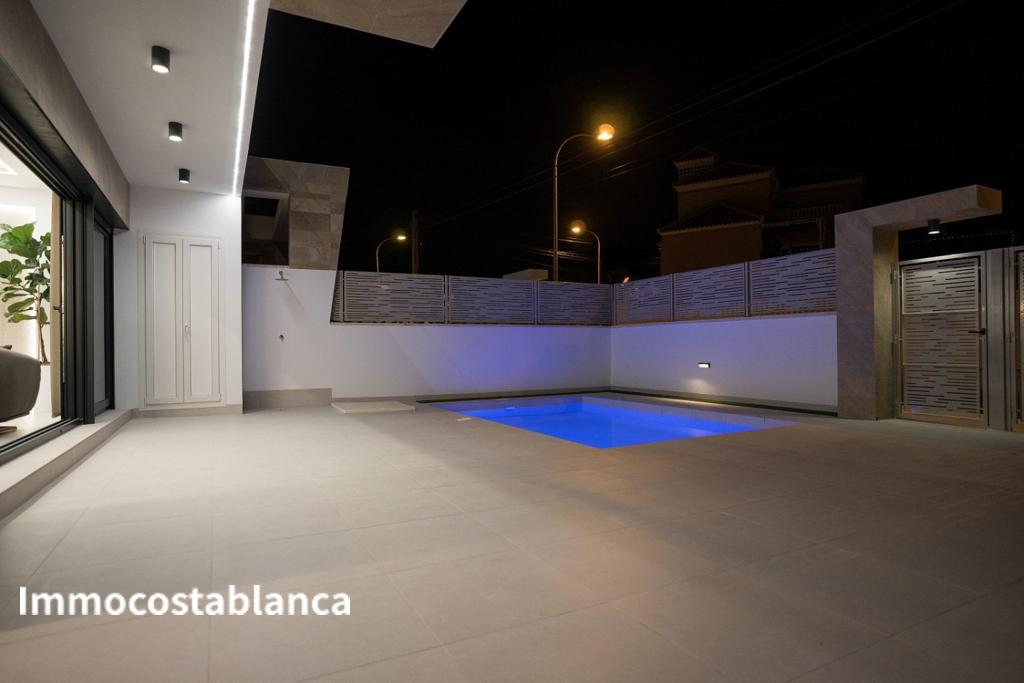 Villa in San Miguel de Salinas, 117 m², 400,000 €, photo 1, listing 9084176