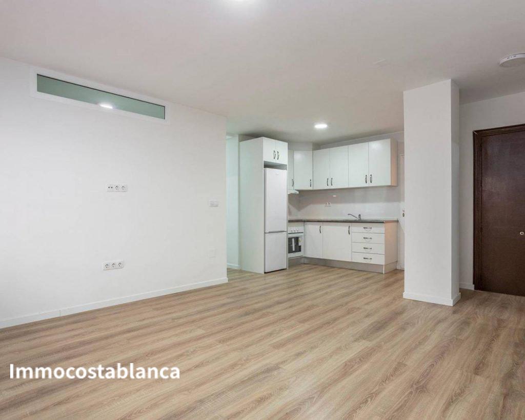 4 room apartment in Torrevieja, 84 m², 105,000 €, photo 2, listing 23054576