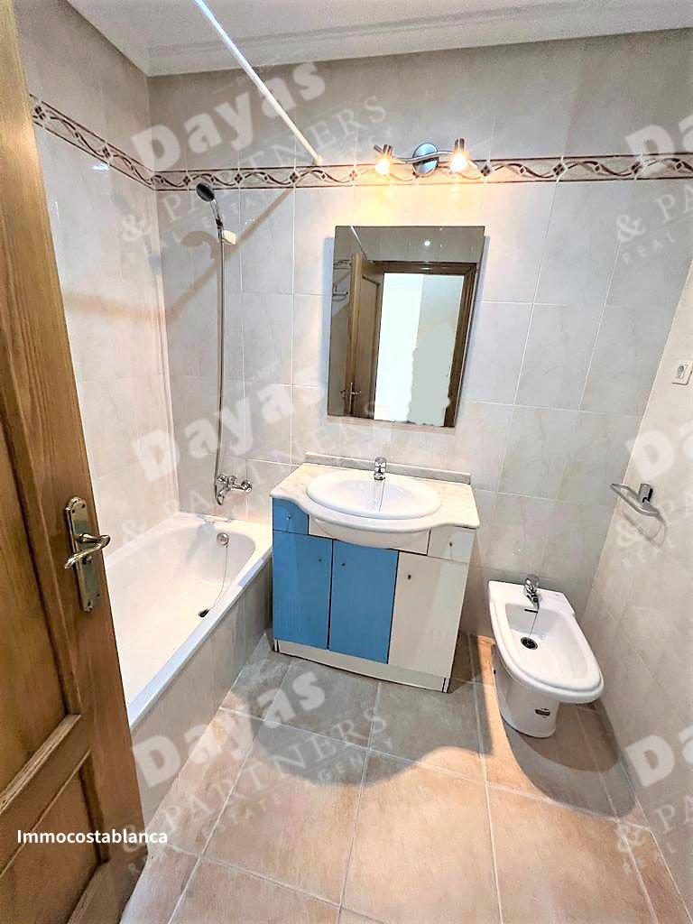 Apartment in Torrevieja, 70 m², 125,000 €, photo 2, listing 18053696