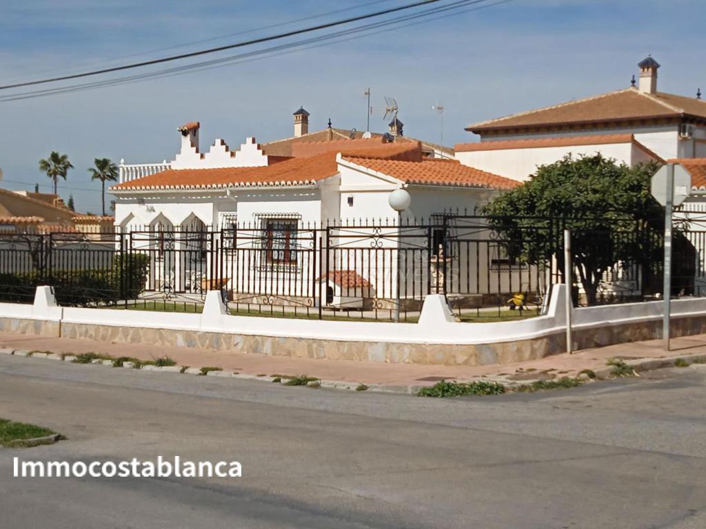 Villa in Torrevieja, 140 m², 349,000 €, photo 7, listing 71356176