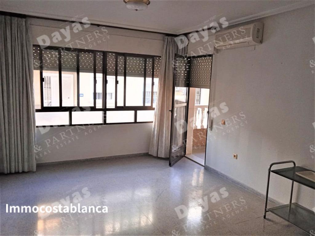 Apartment in Orihuela, 119 m², 80,000 €, photo 1, listing 67646496