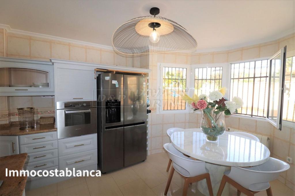 Villa in Torrevieja, 235 m², 485,000 €, photo 10, listing 57941056