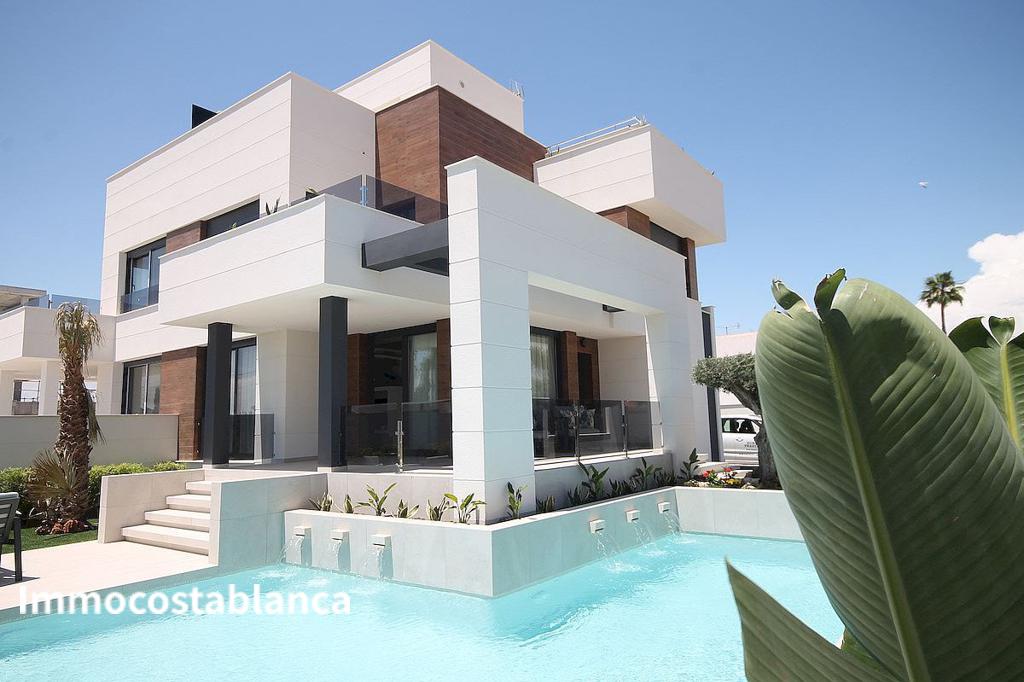 Villa in Torrevieja, 148 m², 445,000 €, photo 5, listing 16553776