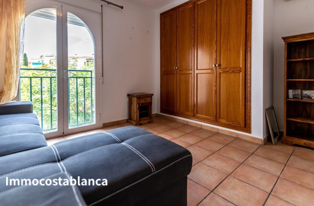 Terraced house in La Nucia, 180 m², 179,000 €, photo 9, listing 32243128