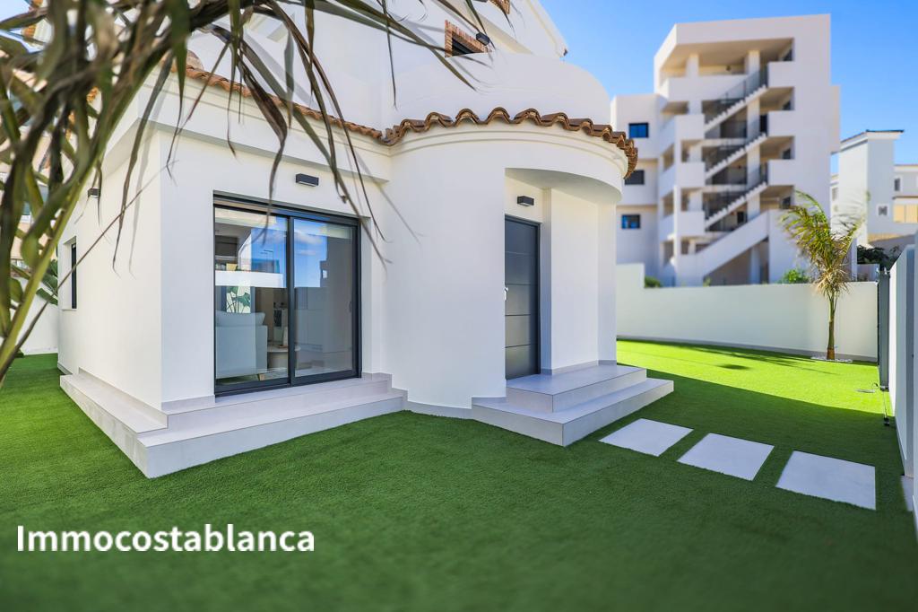 Villa in Orihuela Costa, 109 m², 590,000 €, photo 1, listing 64728416