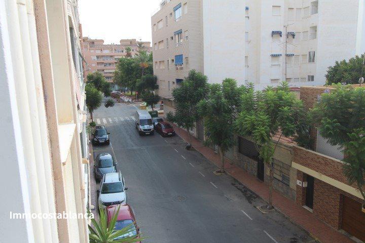 Apartment in Torrevieja, 88,000 €, photo 8, listing 37744816