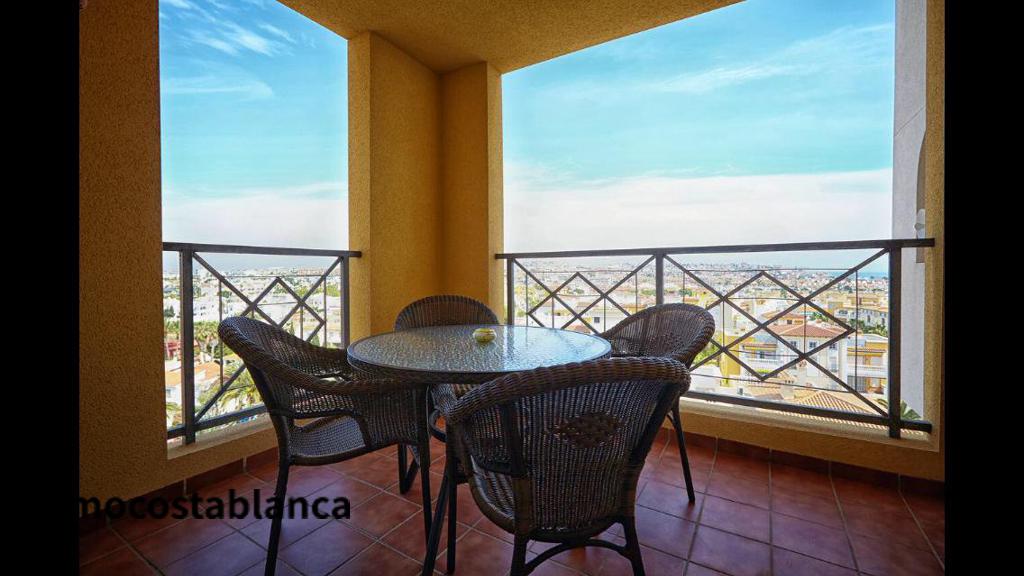 3 room apartment in Torrevieja, 170,000 €, photo 1, listing 7680728