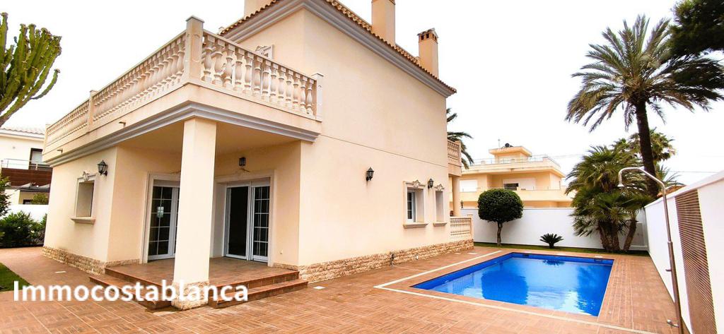 Villa in Cabo Roig, 210 m², 919,000 €, photo 7, listing 73428176