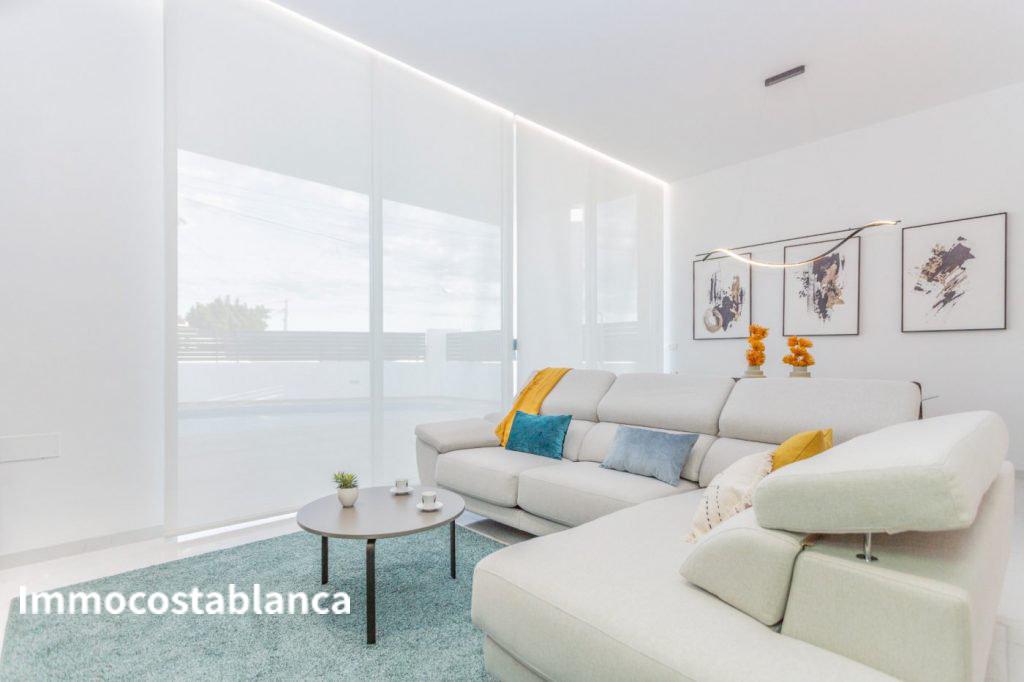 4 room villa in Torrevieja, 132 m², 489,000 €, photo 3, listing 31115456