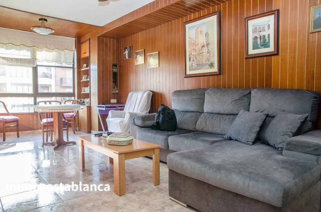 Detached house in Orihuela, 175 m², 98,000 €, photo 1, listing 21089448