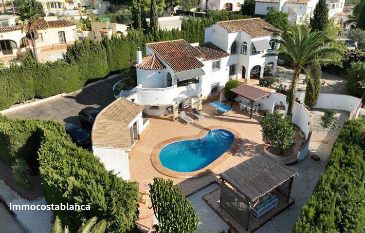 Villa in Calpe, 749,000 €, photo 2, listing 14289936