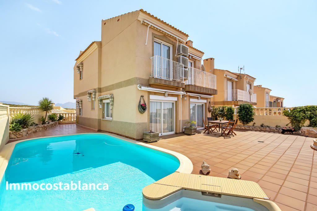 Villa in La Nucia, 206 m², 398,000 €, photo 3, listing 35276896