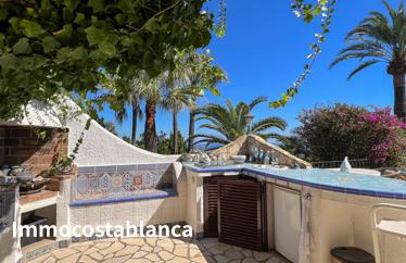 Detached house in Moraira, 380 m²