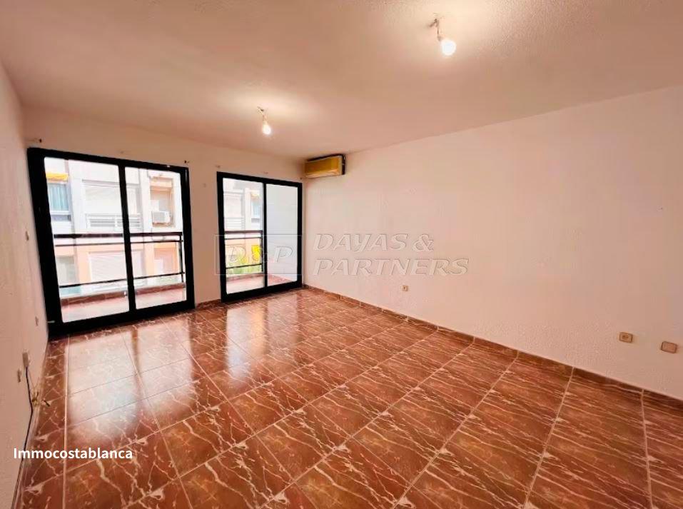 Apartment in Torrevieja, 292 m², 500,000 €, photo 1, listing 25615456