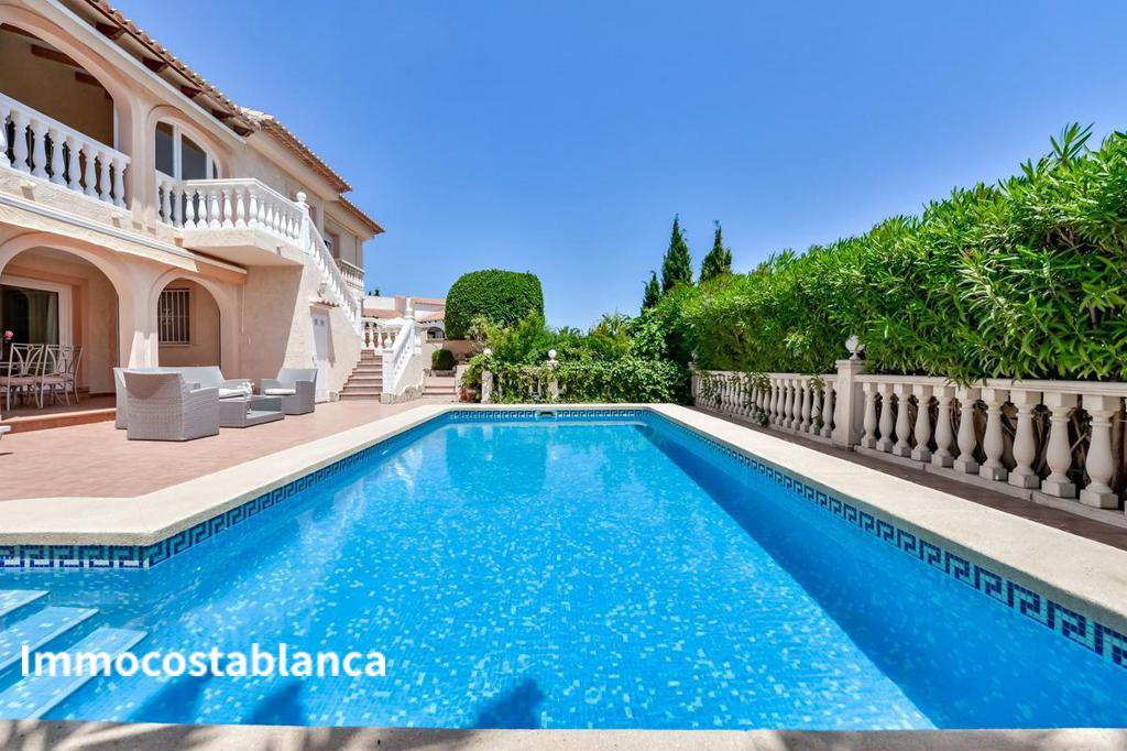 Villa in Calpe, 244 m², 550,000 €, photo 1, listing 3648256
