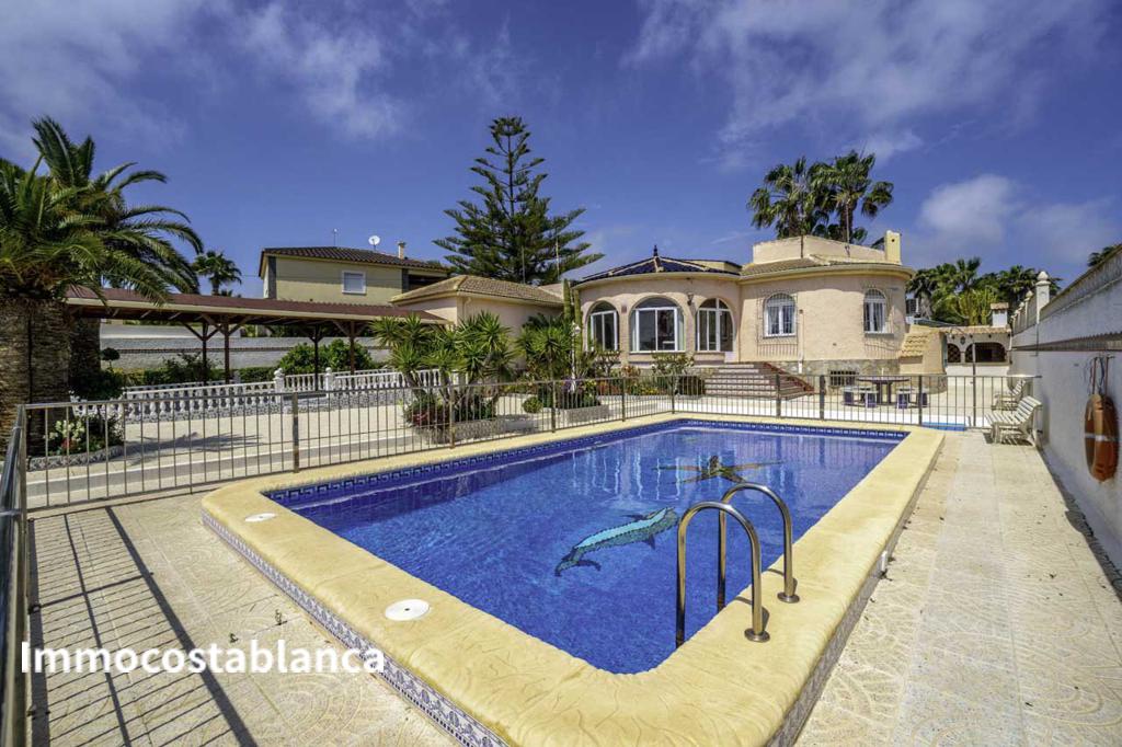 Villa in Torrevieja, 140 m², 390,000 €, photo 3, listing 30217696