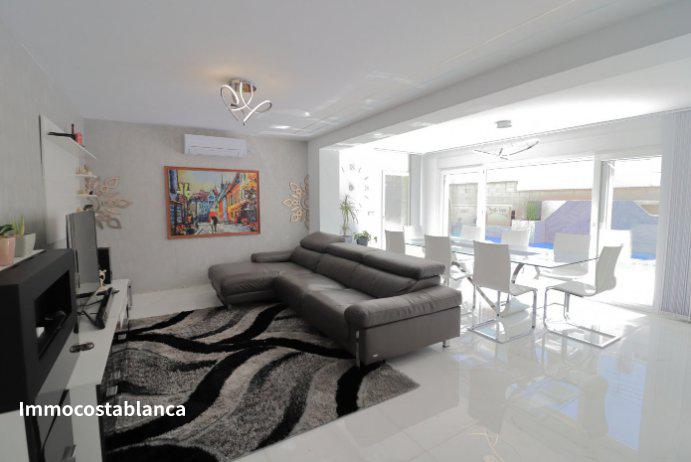 Villa in Torrevieja, 175 m², 459,000 €, photo 3, listing 52051928