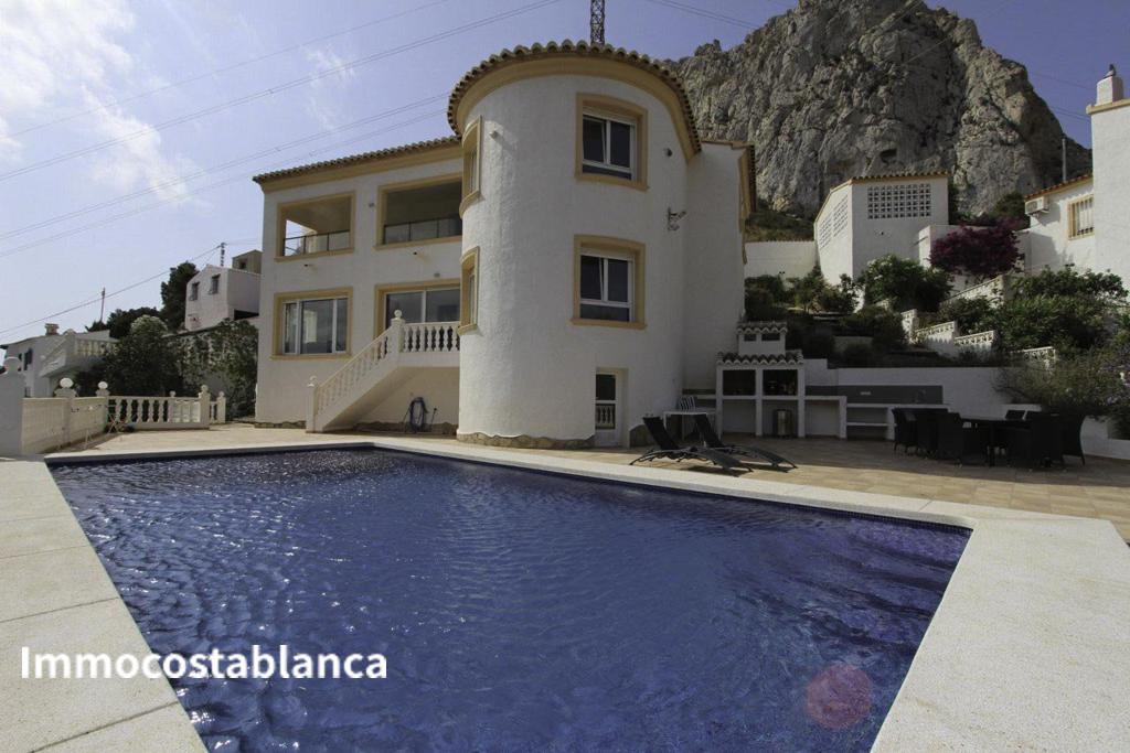 Villa in Calpe, 300 m², 499,000 €, photo 1, listing 21094416