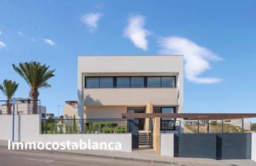 Villa in Orihuela Costa