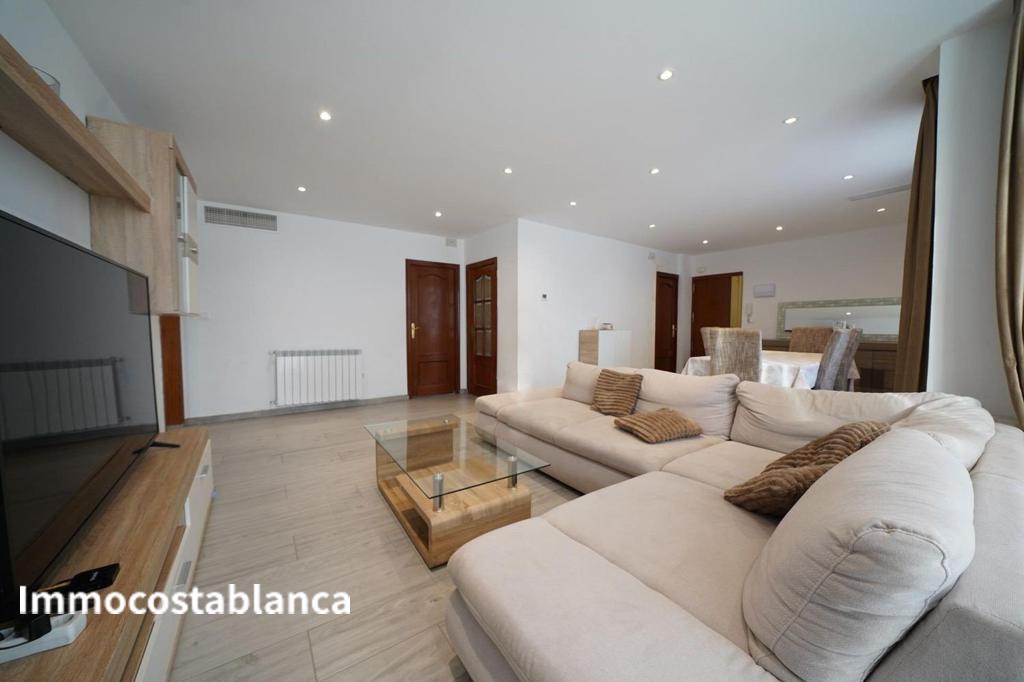 Apartment in Alicante, 130 m², 300,000 €, photo 6, listing 33610016