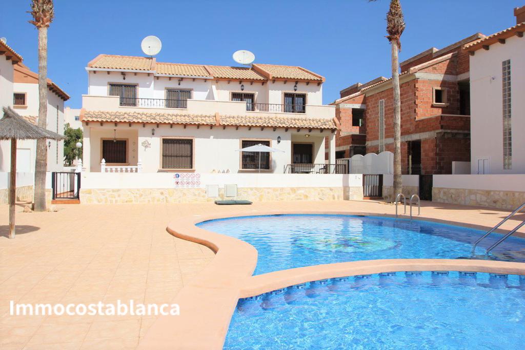 Villa in Villamartin, 185,000 €, photo 1, listing 31386248