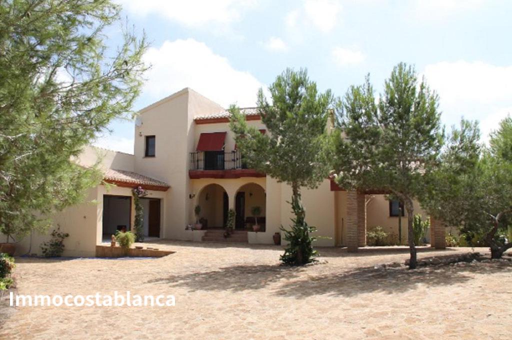 6 room villa in Torrevieja, 340 m², 1,250,000 €, photo 1, listing 41914168