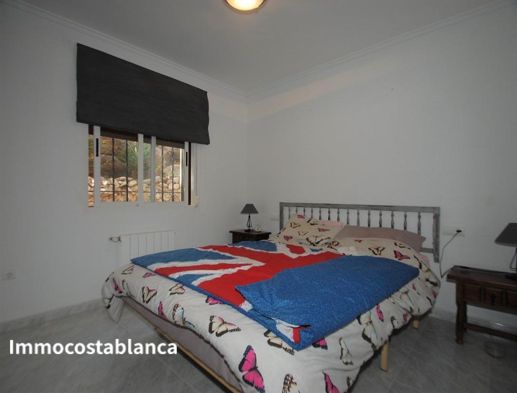 Detached house in Alicante, 197 m², 230,000 €, photo 1, listing 22141616