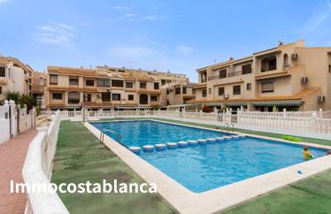 Terraced house in Guardamar del Segura, 150 m²