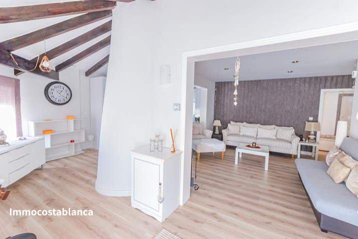 Villa in La Nucia, 227 m², 337,000 €, photo 9, listing 5809776
